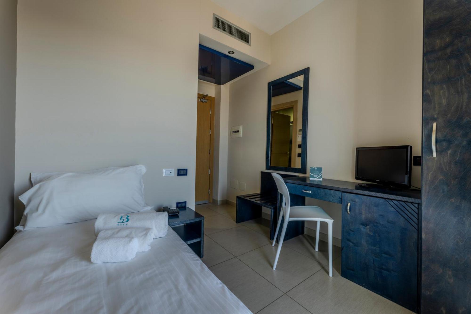 Hotel Belvedere Torre dell'Orso Szoba fotó