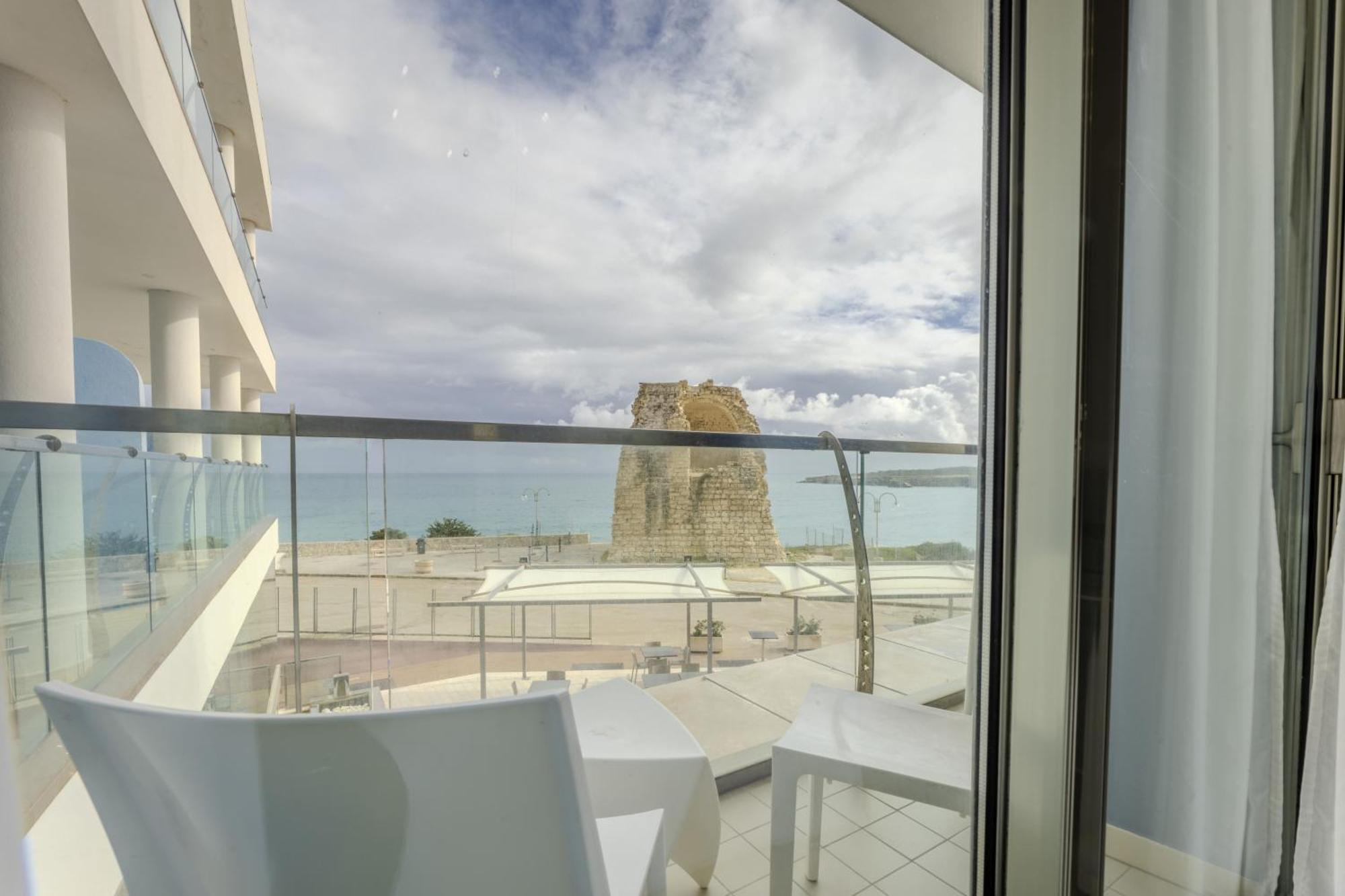 Hotel Belvedere Torre dell'Orso Kültér fotó